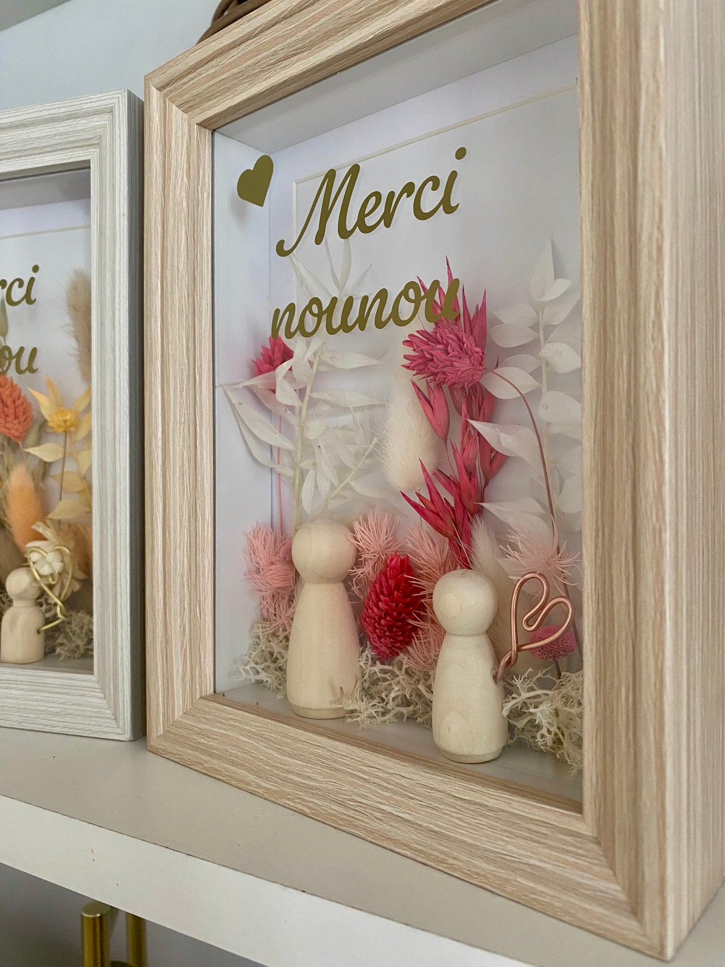 Cadre fleuri « nounou »