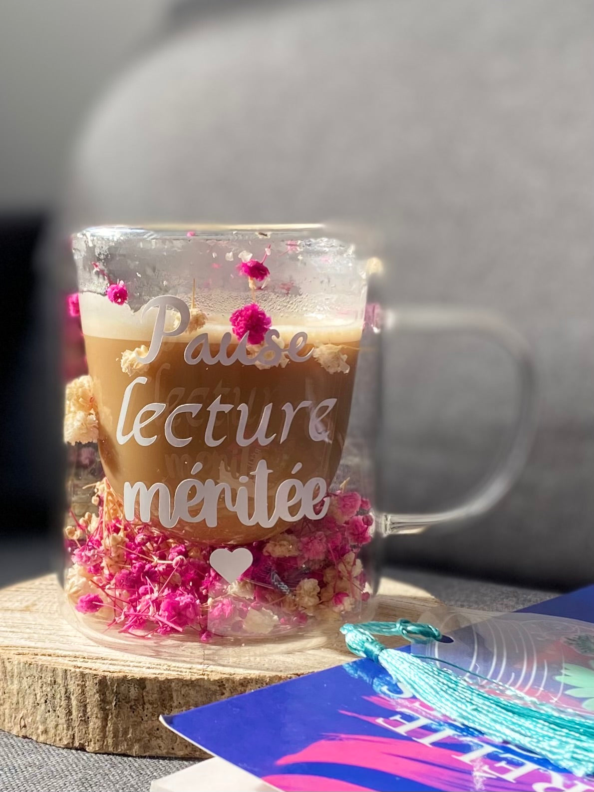 Tasse fleurie « lecture »