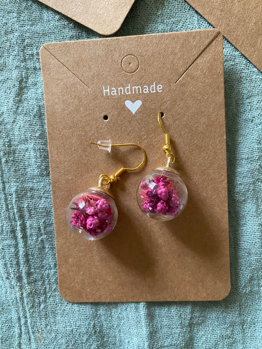 Boucles d’oreilles sphériques fleuries