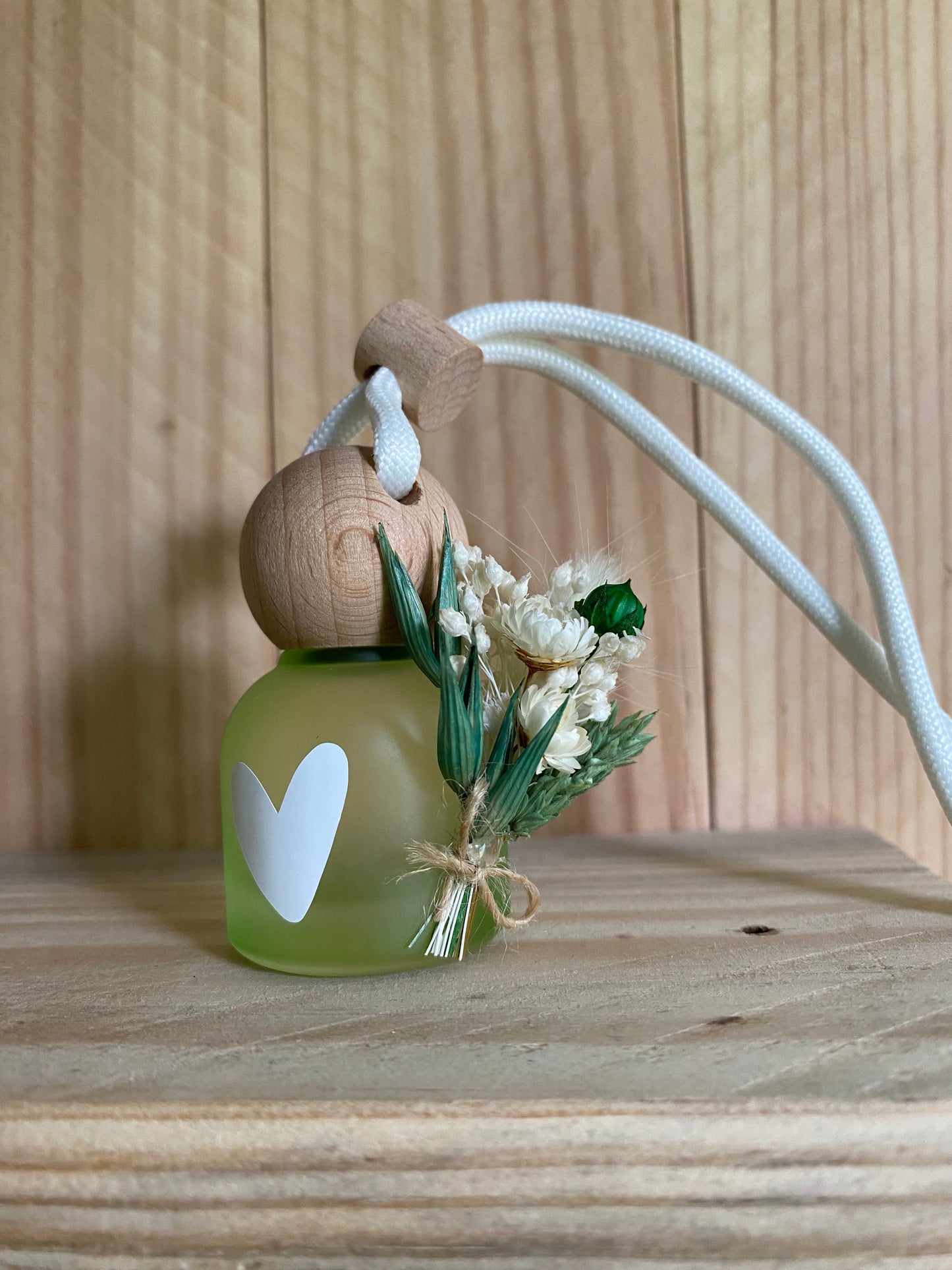Diffuseur parfum voiture cœur