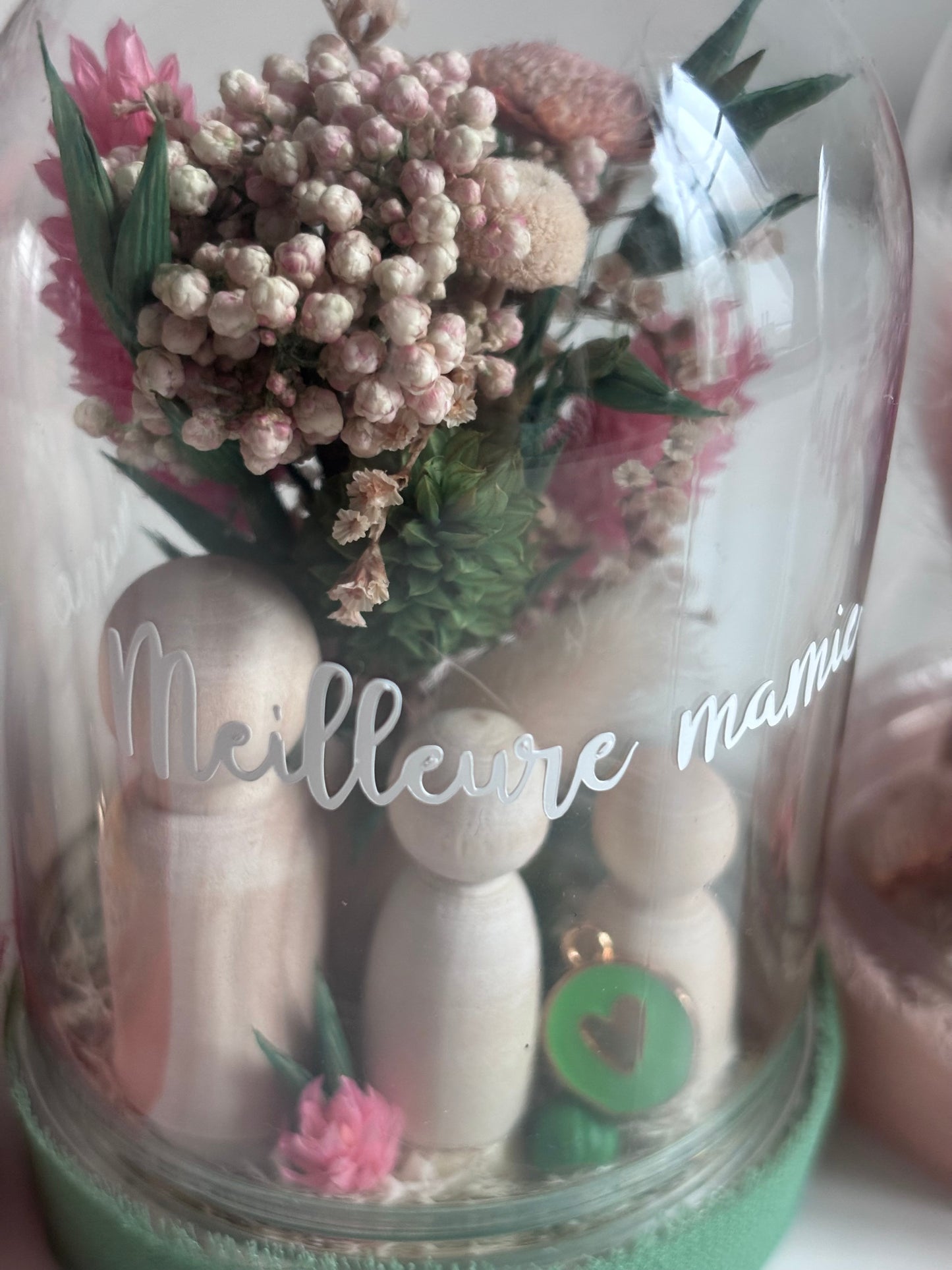 Globe fleuri “Meilleure Mamie” – Spécial Fête des Grands-Mères