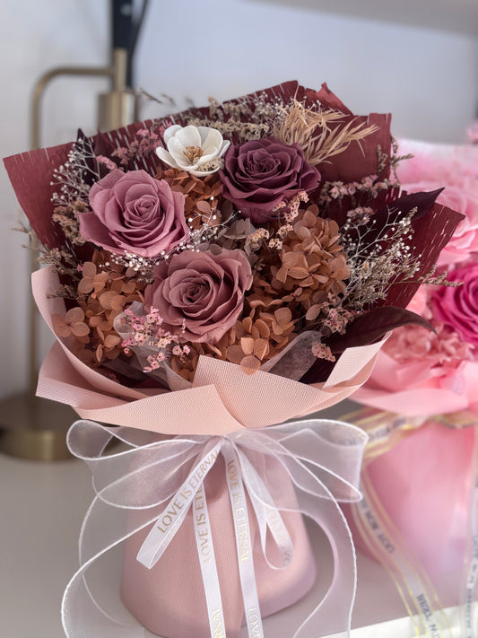Bouquet de fleurs stabilisées Élégance Bordeaux