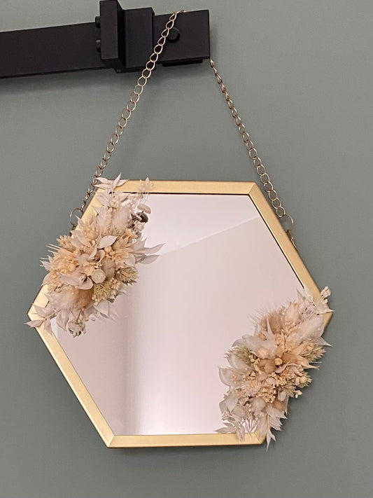 Miroir doré hexagonal