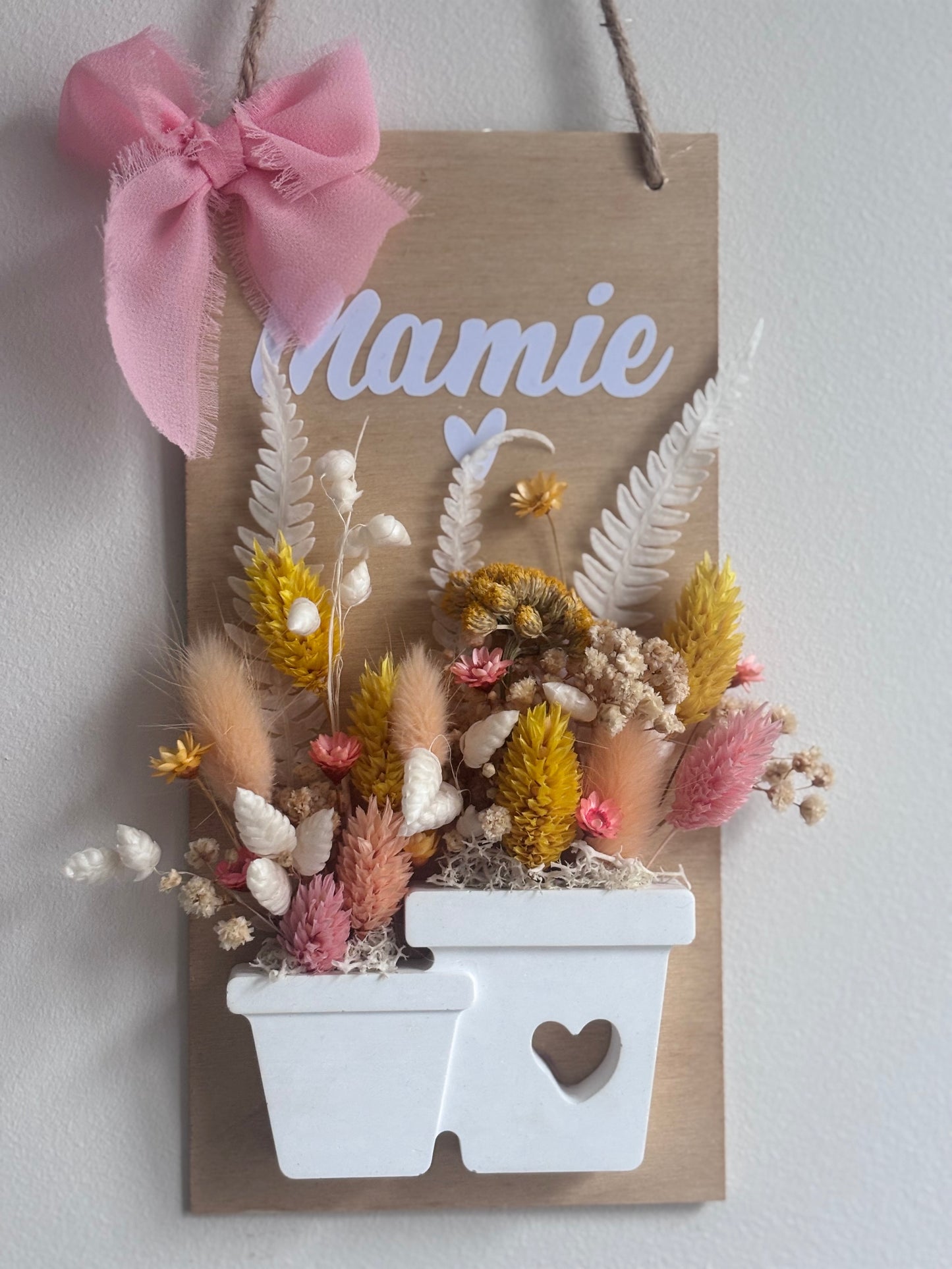 Plaque décorative murale "Mamie" en fleurs séchées