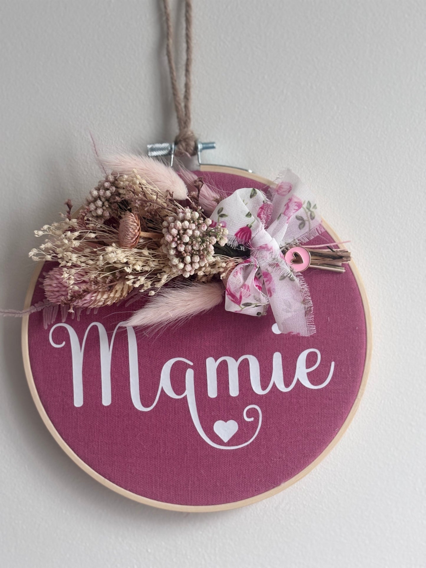 Tambourin décoratif "Mamie" et fleurs séchées
