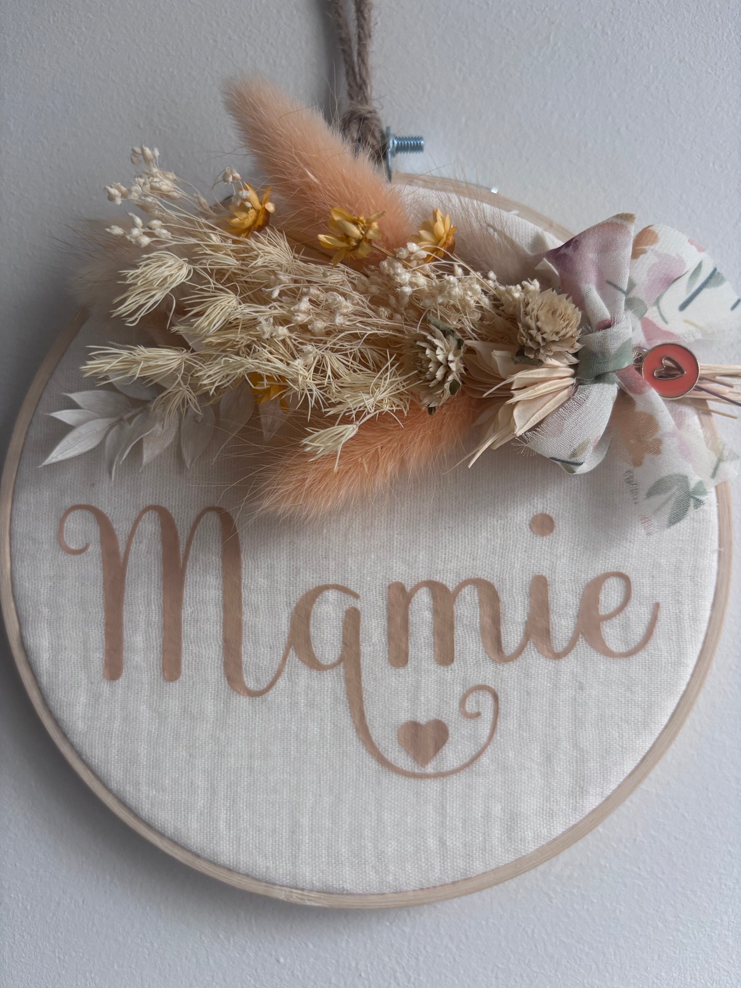 Tambourin décoratif "Mamie" et fleurs séchées