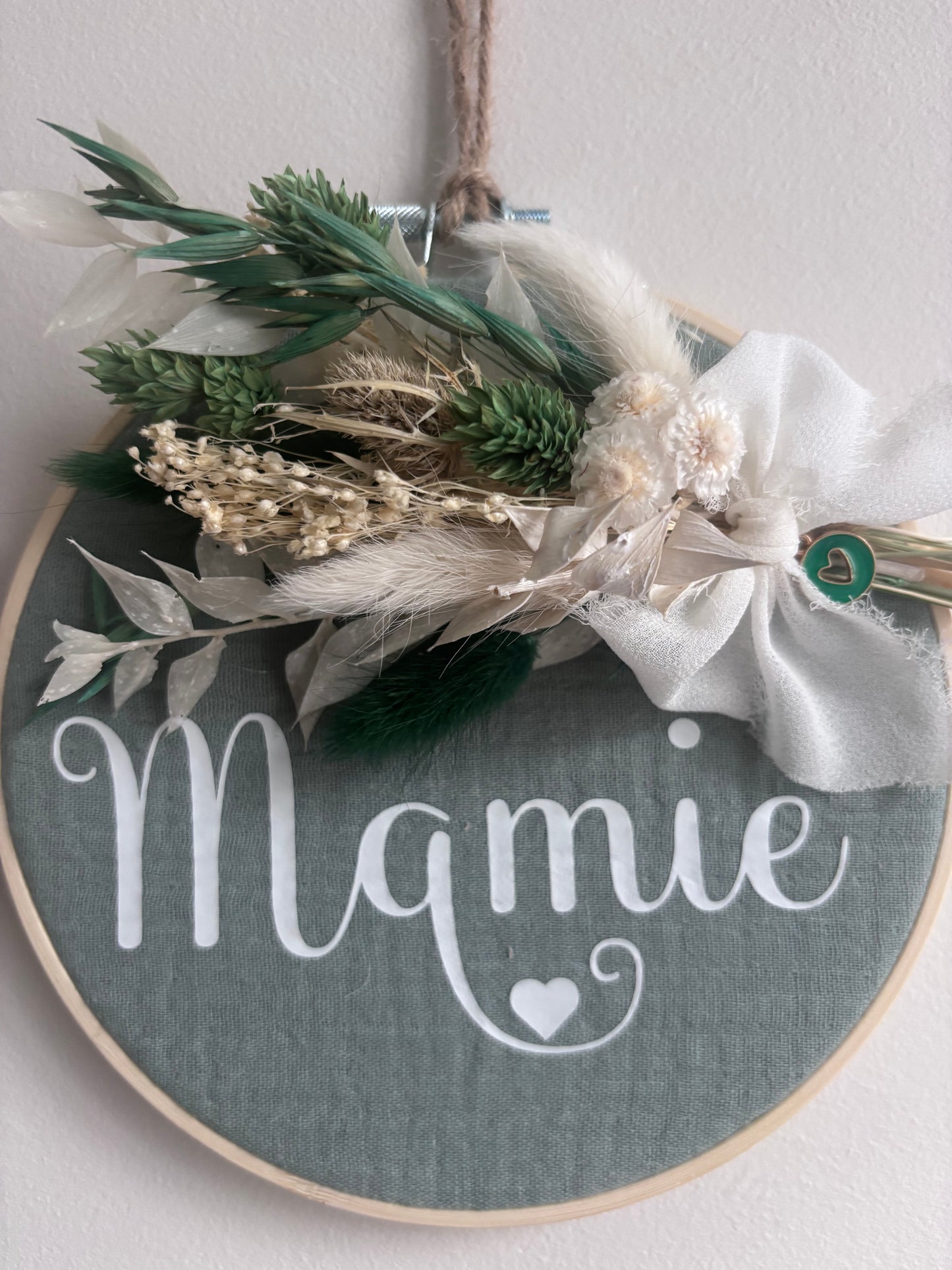 Tambourin décoratif "Mamie" et fleurs séchées