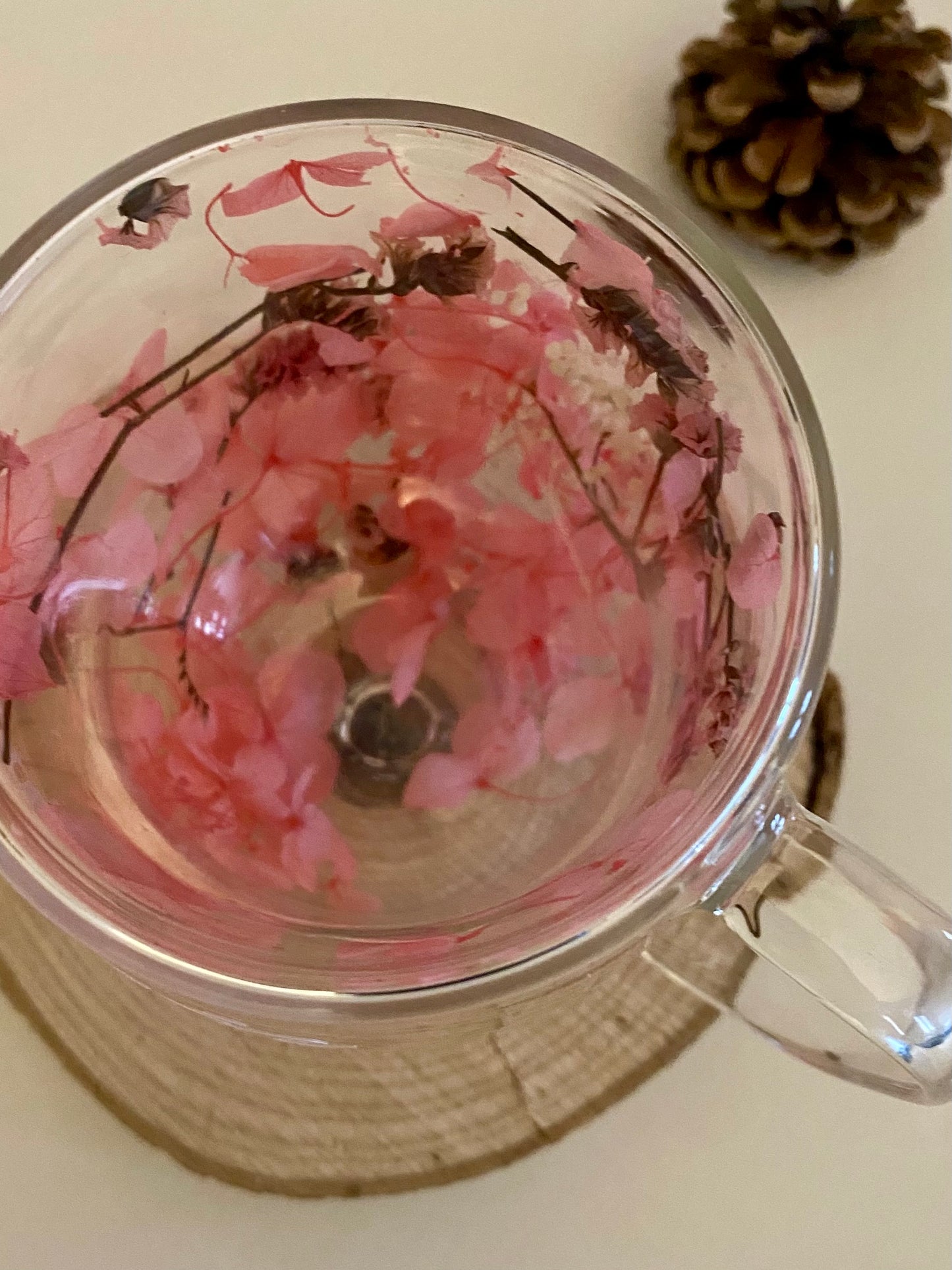 Tasse fleurie personnalisée